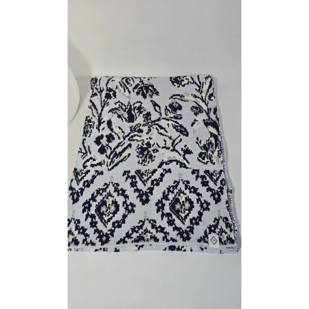 Vera Bradley Knit Scarf -  Light Blue Perennials Misty Surf 72
